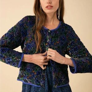 Hale Bob Blue Constance Quilted Velvet Burnout Top. SIZE SMALL, NWT